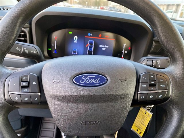 Used 2025 Ford Maverick XL image 15