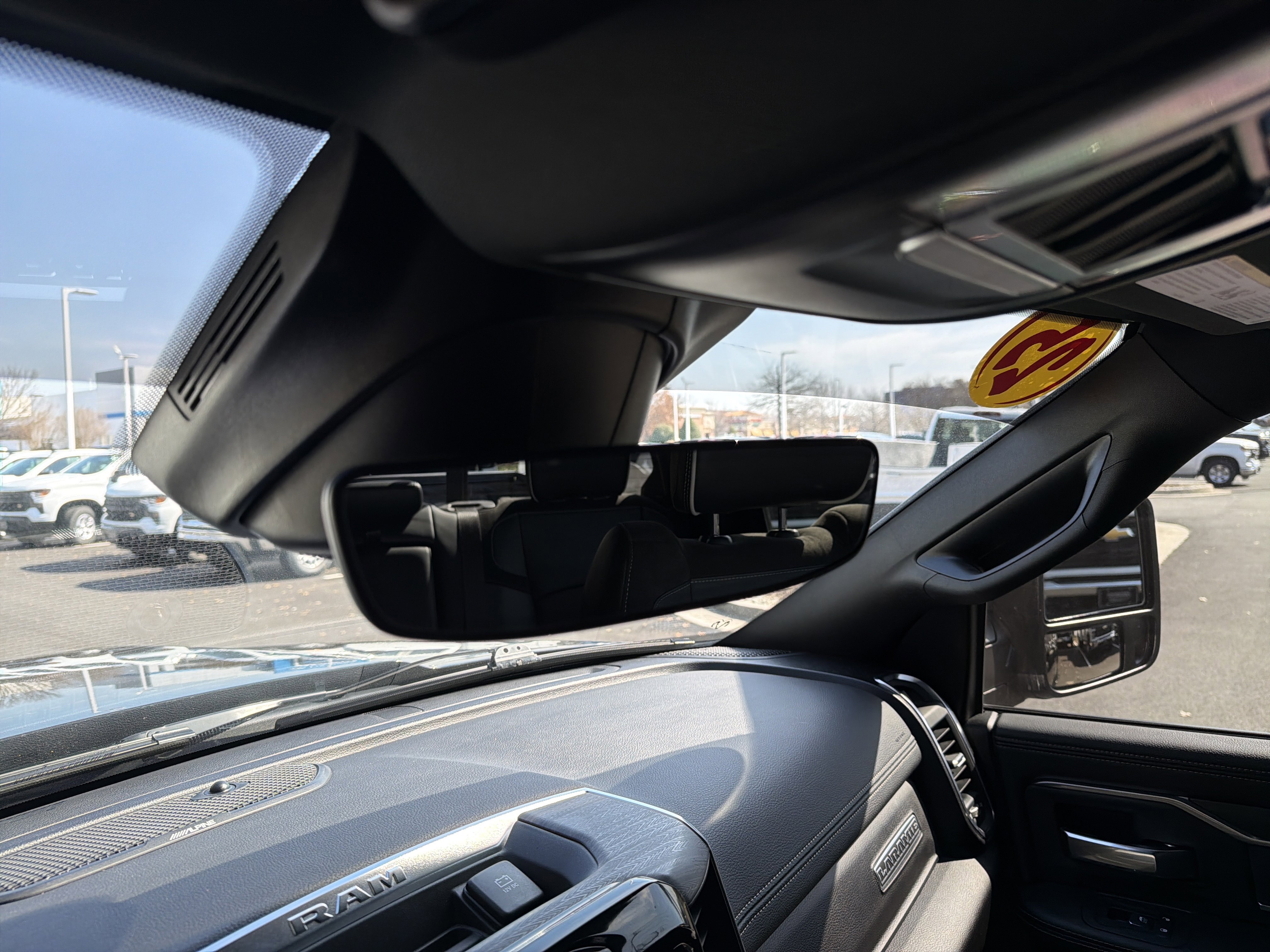 Used 2025 RAM 3500 Laramie image 27