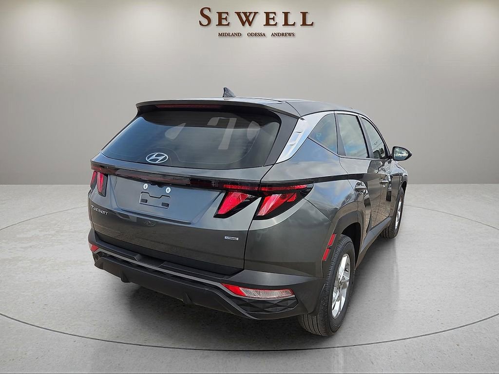 Used 2023 Hyundai Tucson SE AWD/4WD image 4