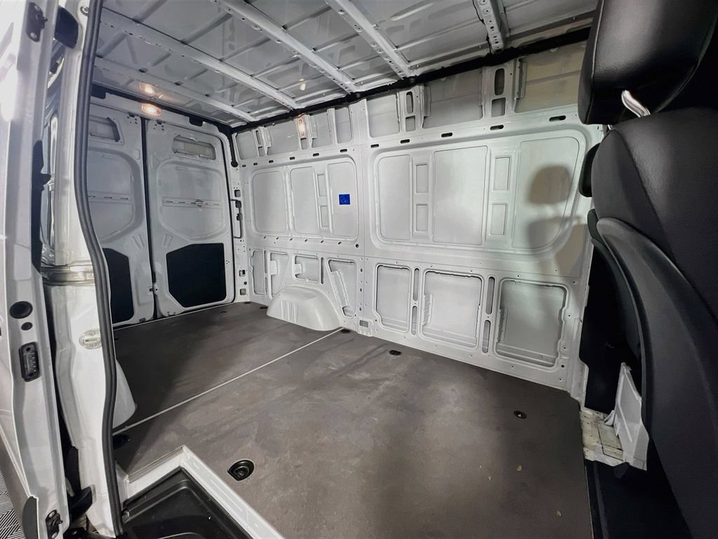 Used 2023 Mercedes-Benz Sprinter 2500 image 25