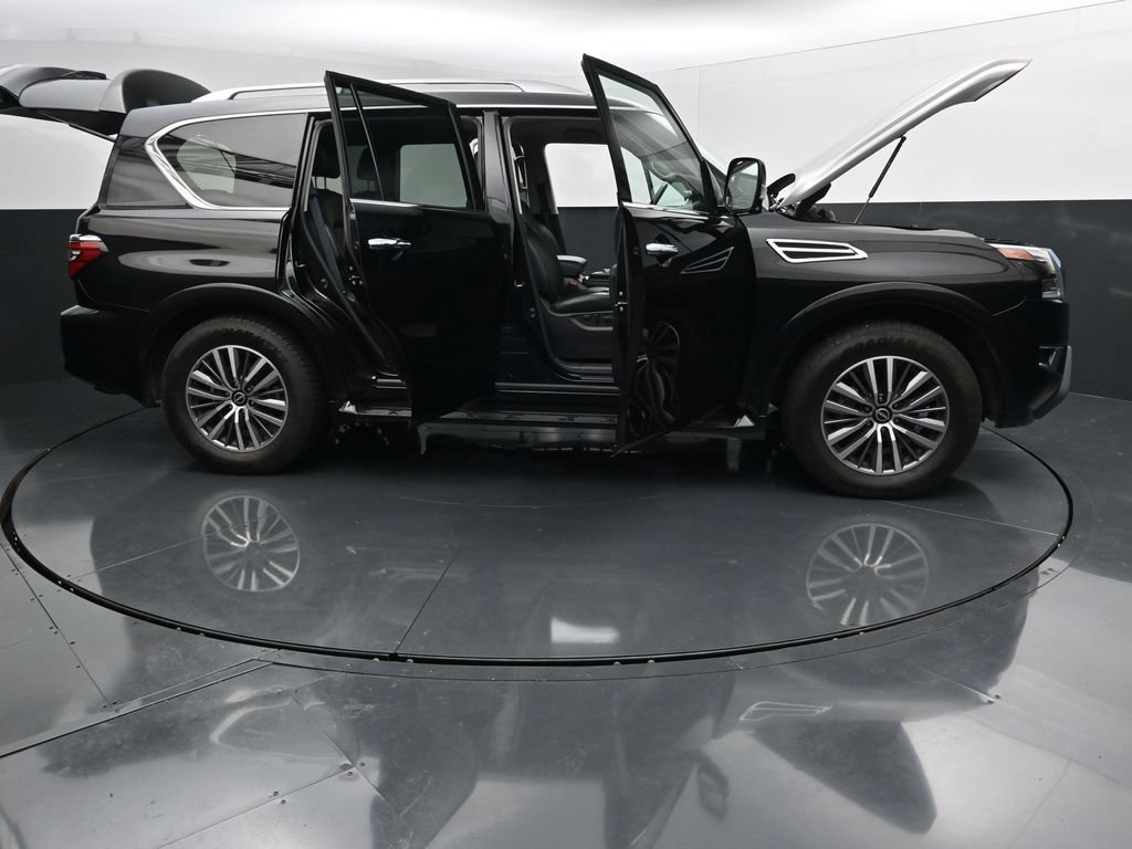 Used 2024 Nissan Armada SL w/ Captain's Chairs Package AWD/4WD image 38