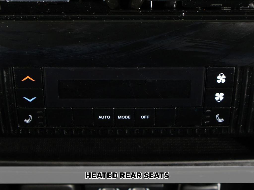 Used 2023 Jeep Wagoneer 4WD w/ Premium Group I image 10