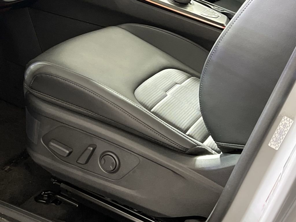 New 2026 Kia Sportage SX Prestige image 12