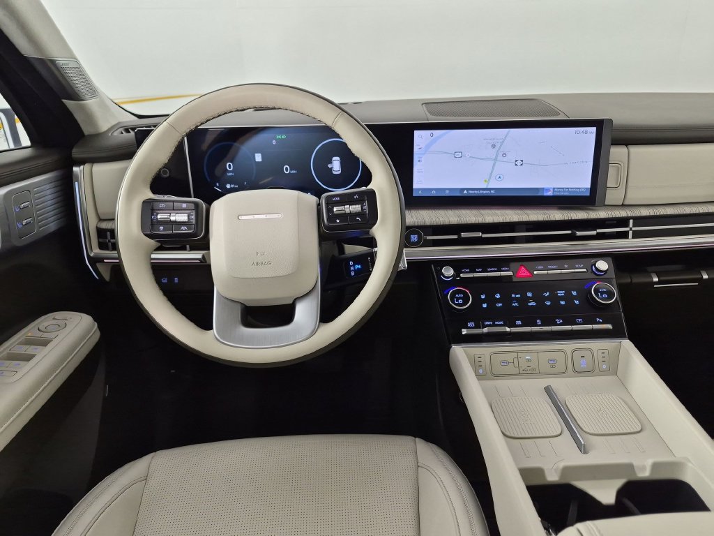 Used 2025 Hyundai Santa Fe Calligraphy AWD/4WD image 32