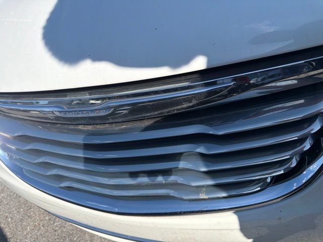 Used 2011 Chrysler Town & Country Limited FWD image 30