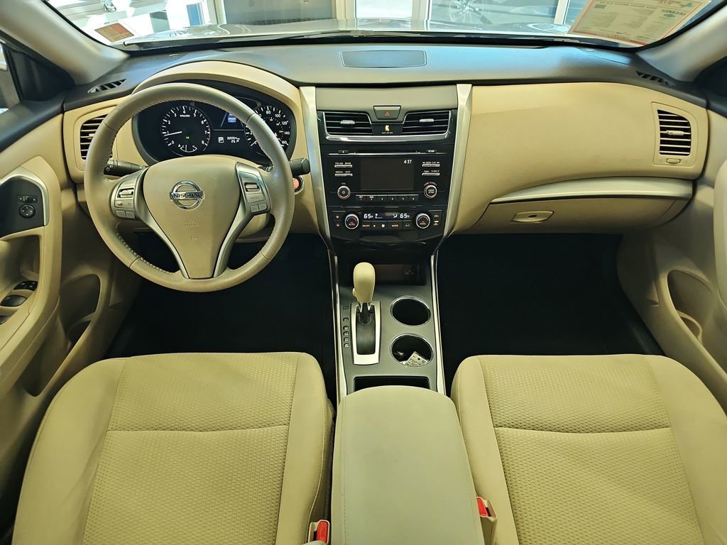 Used 2015 Nissan Altima 2.5 SV image 14