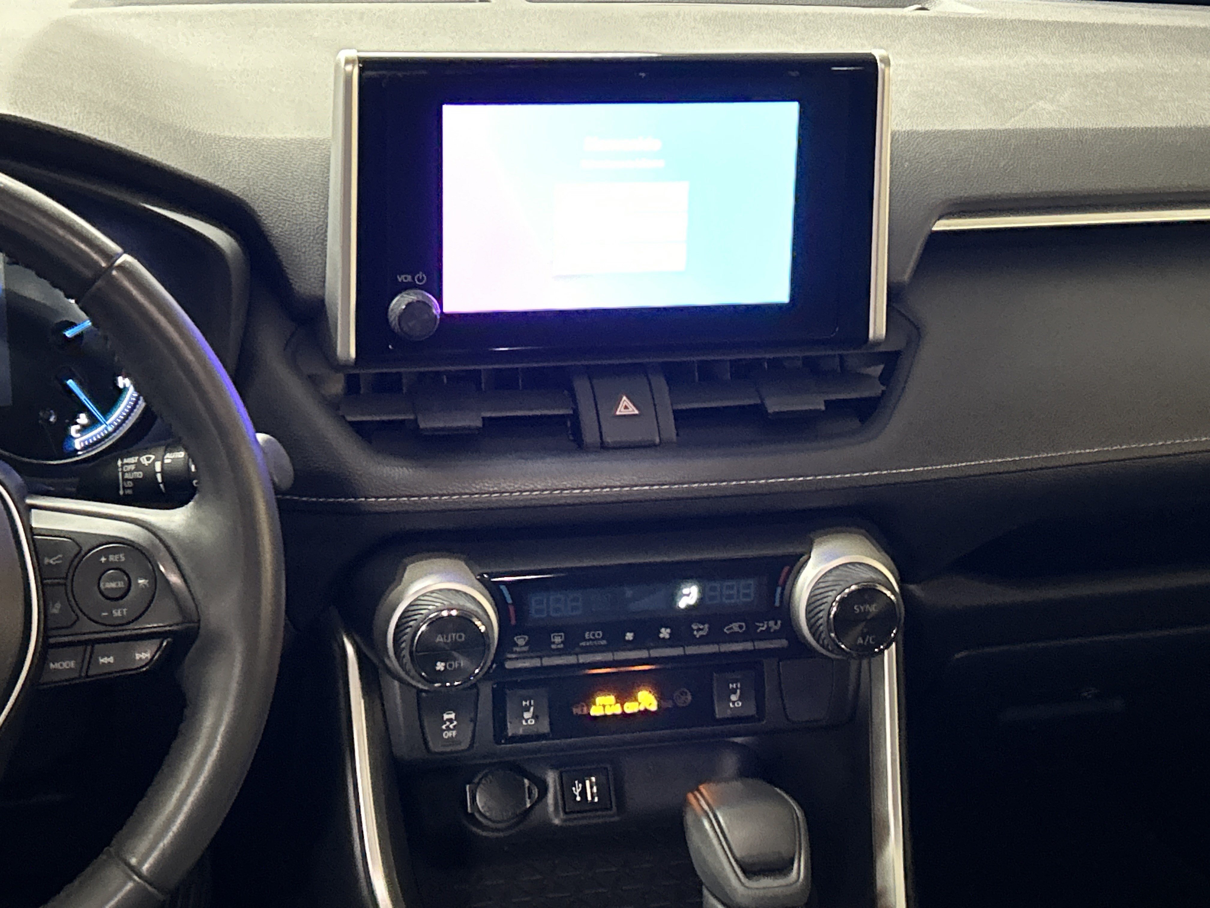 Certified 2023 Toyota RAV4 XLE w/ Convenience Package AWD/4WD image 30