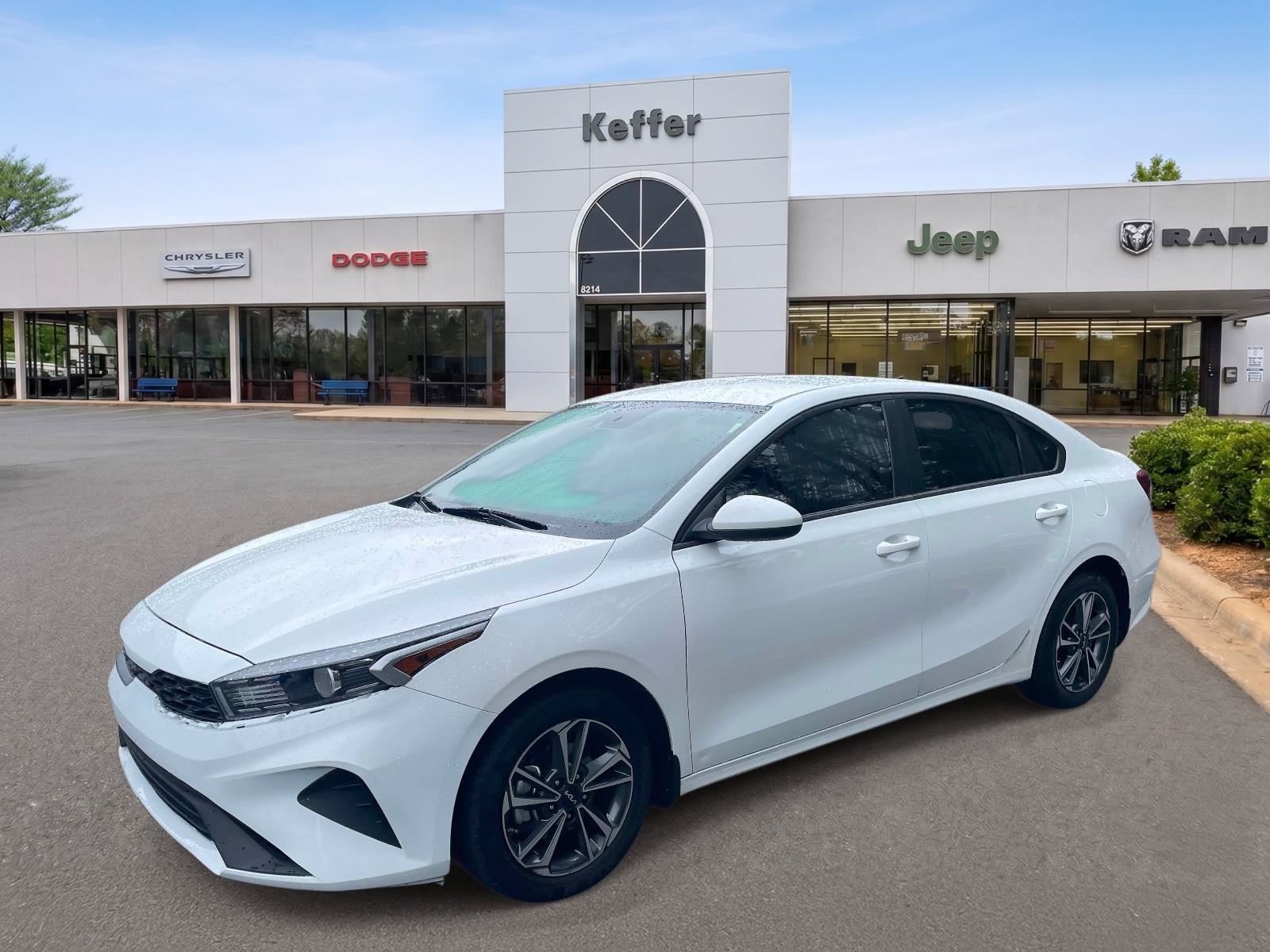 Used 2024 Kia Forte LXS FWD image 1