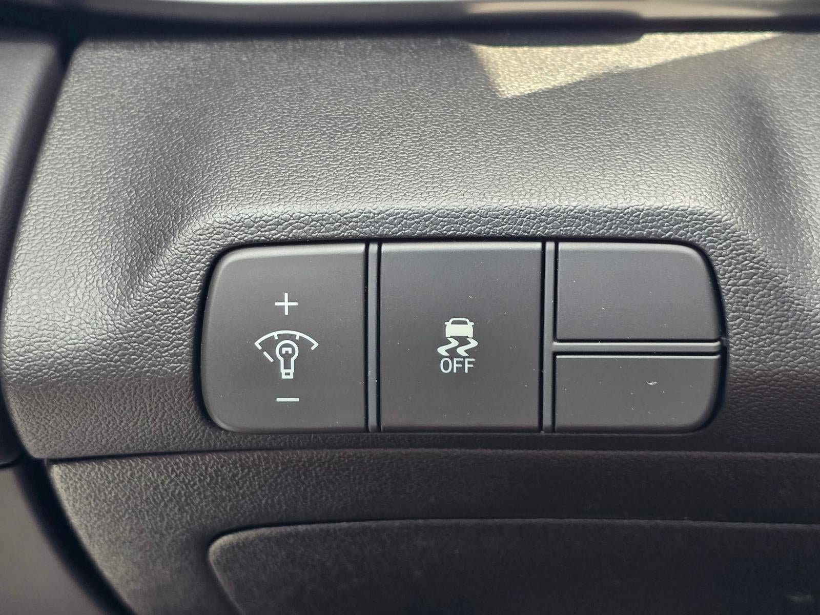 New 2026 Hyundai Elantra SEL Sport FWD image 21