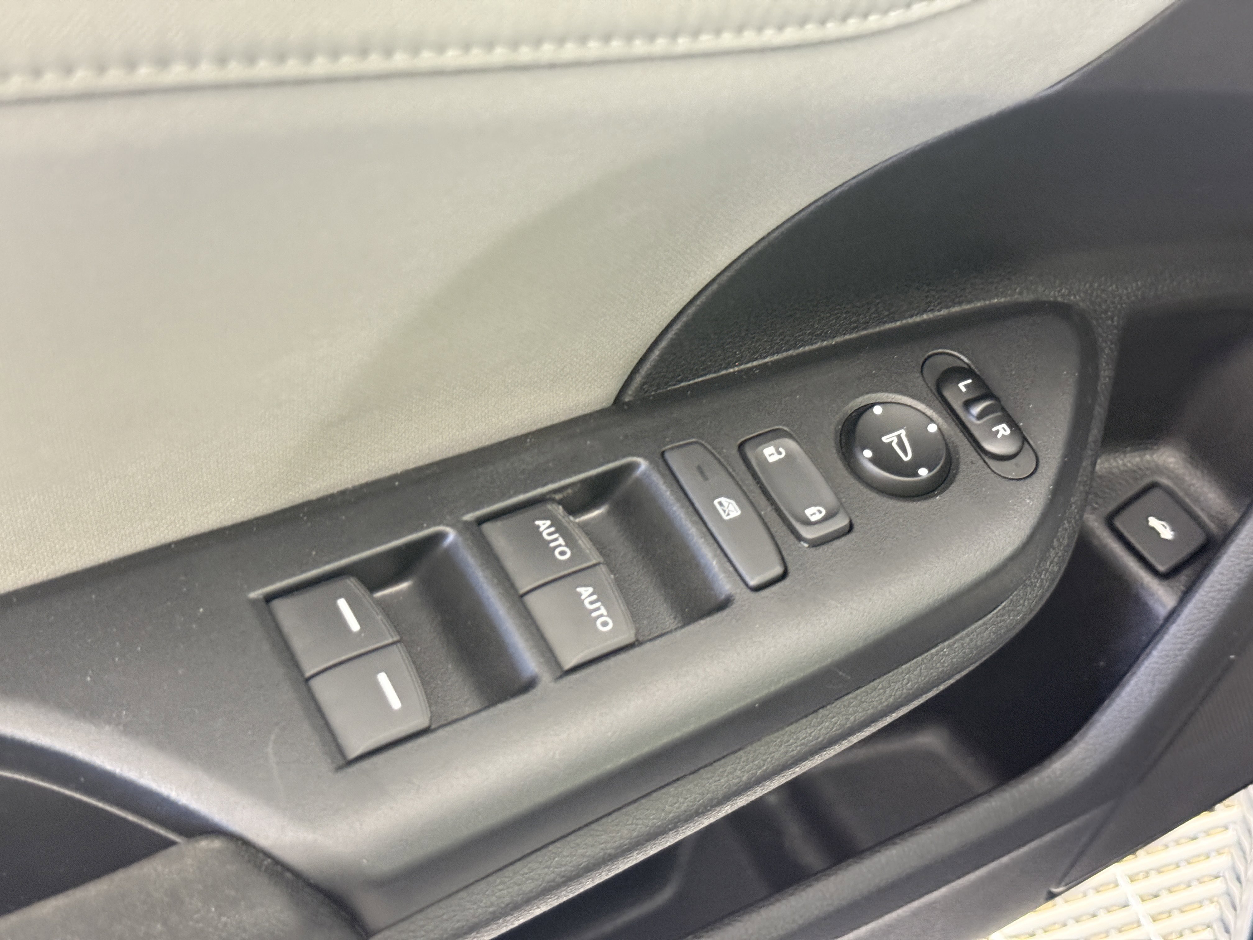Used 2017 Honda Civic EX image 15