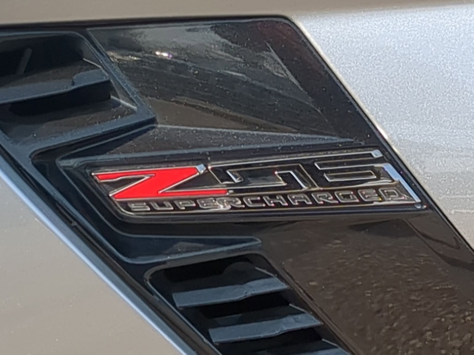 Used 2017 Chevrolet Corvette Z06 w/ Battery Protection Package image 17