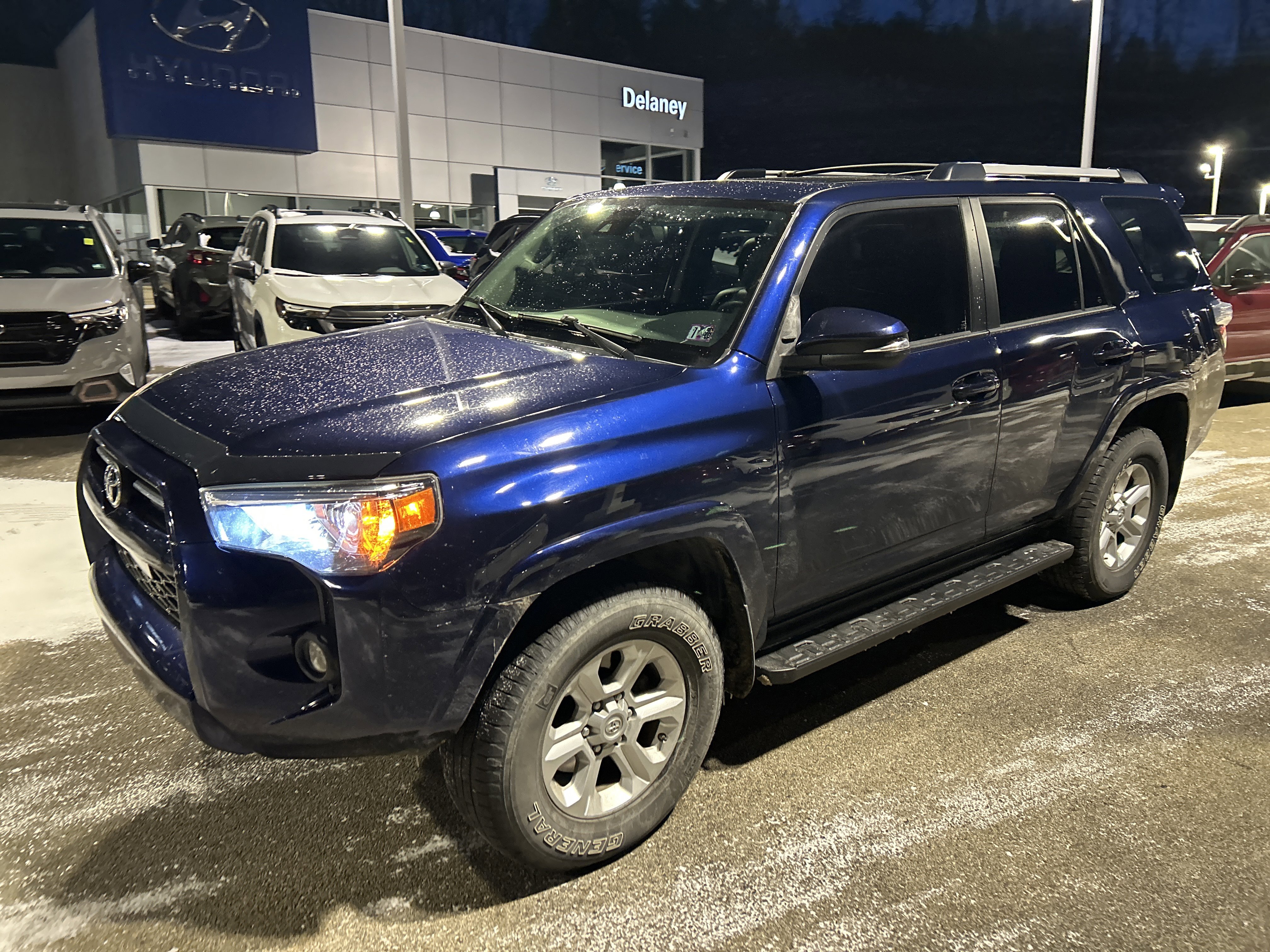 Used 2020 Toyota 4Runner SR5 Premium image 21