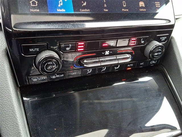 Used 2024 Jeep Grand Cherokee Limited 4xe image 12