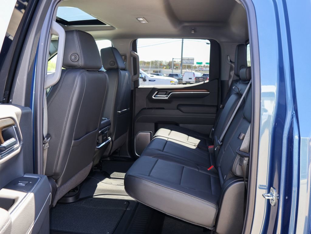 New 2026 GMC Sierra 1500 Denali w/ Technology Package AWD/4WD image 11