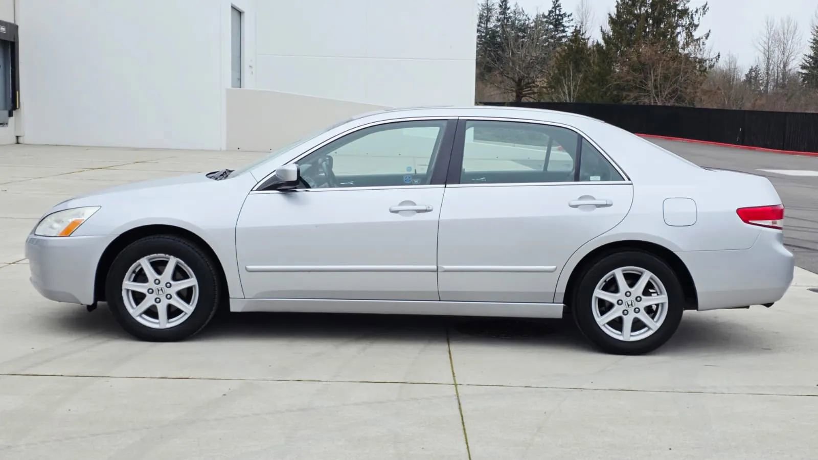 Used 2003 Honda Accord EX image 2