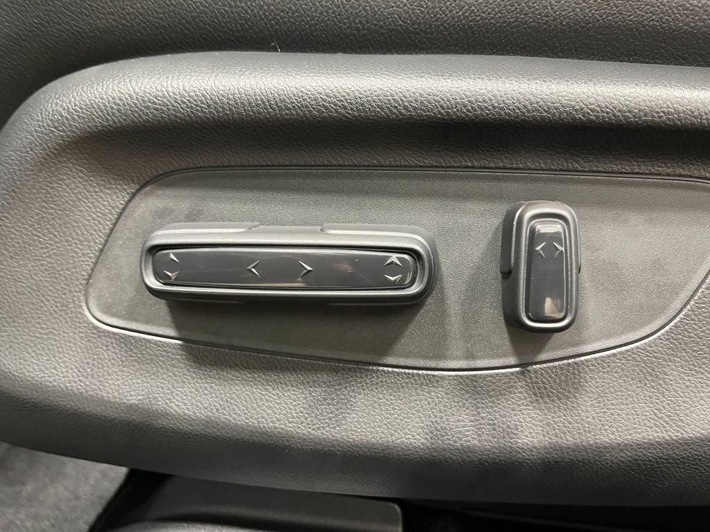 New 2027 Honda HR-V EX-L image 14