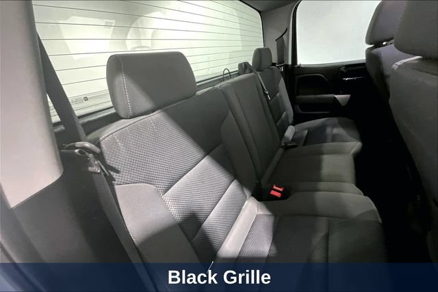 Used 2018 Chevrolet Silverado 1500 LT w/ Redline Edition AWD/4WD image 35