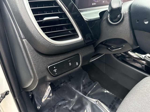 Used 2024 Kia Seltos S AWD/4WD image 23