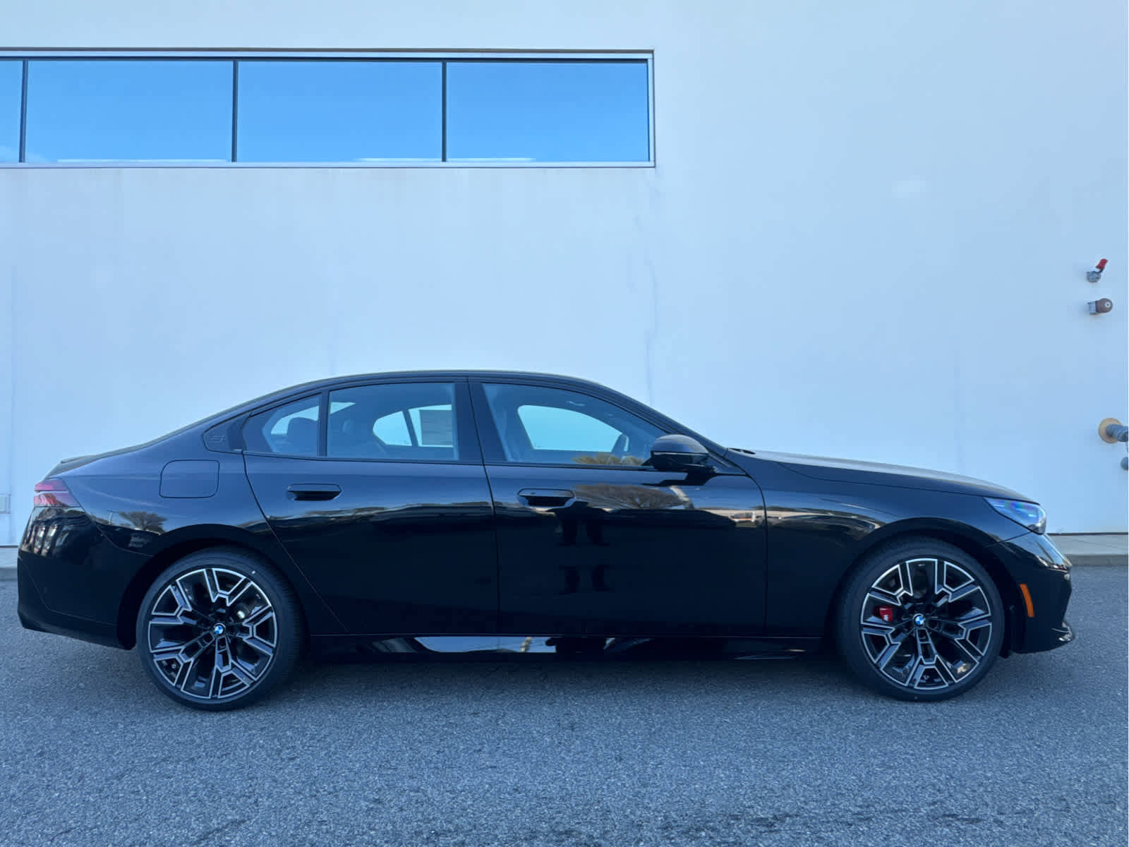 New 2027 BMW 530i xDrive AWD/4WD image 6