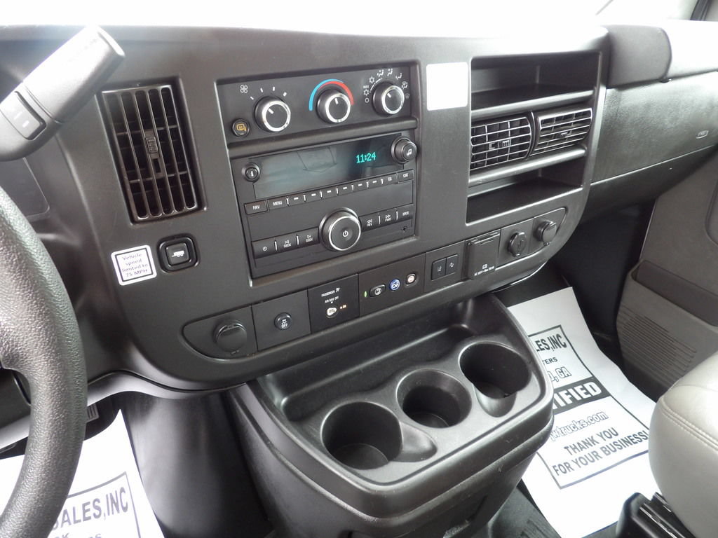 Used 2021 GMC Savana 3500 Extended w/ Power Convenience Package RWD image 21