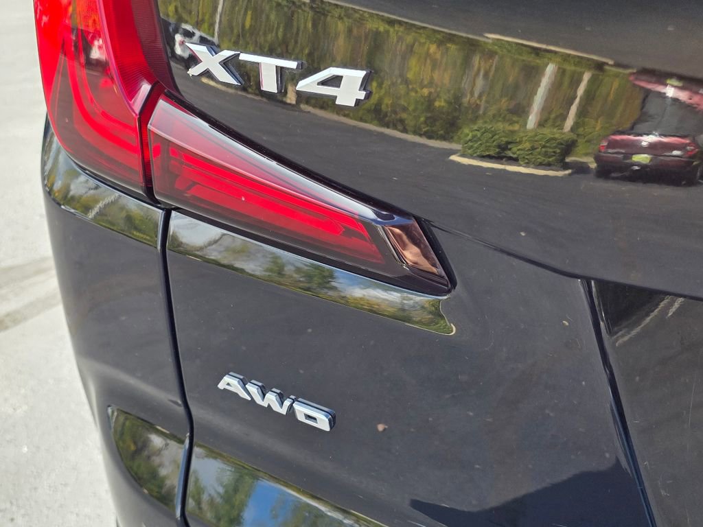 Used 2019 Cadillac XT4 Premium Luxury image 7