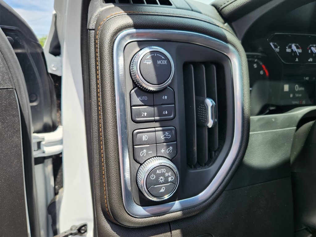 Used 2022 GMC Sierra 1500 AT4 w/ AT4 Preferred Package AWD/4WD image 25