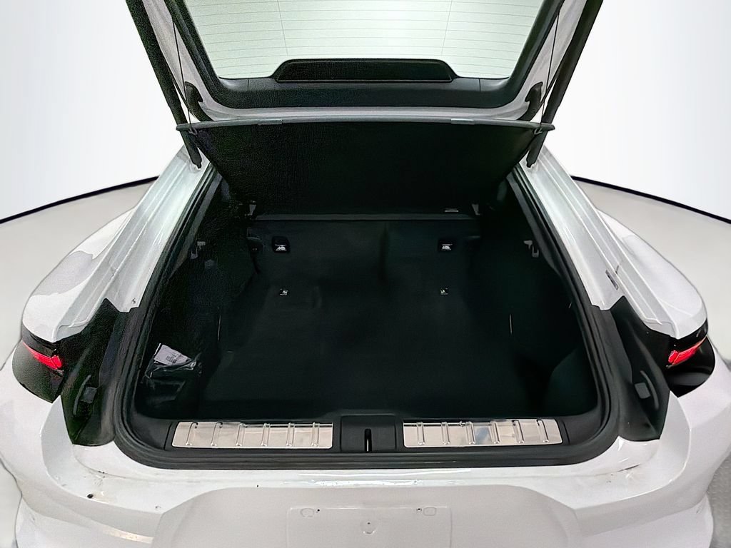 Certified 2025 Porsche Panamera 4 AWD/4WD image 27