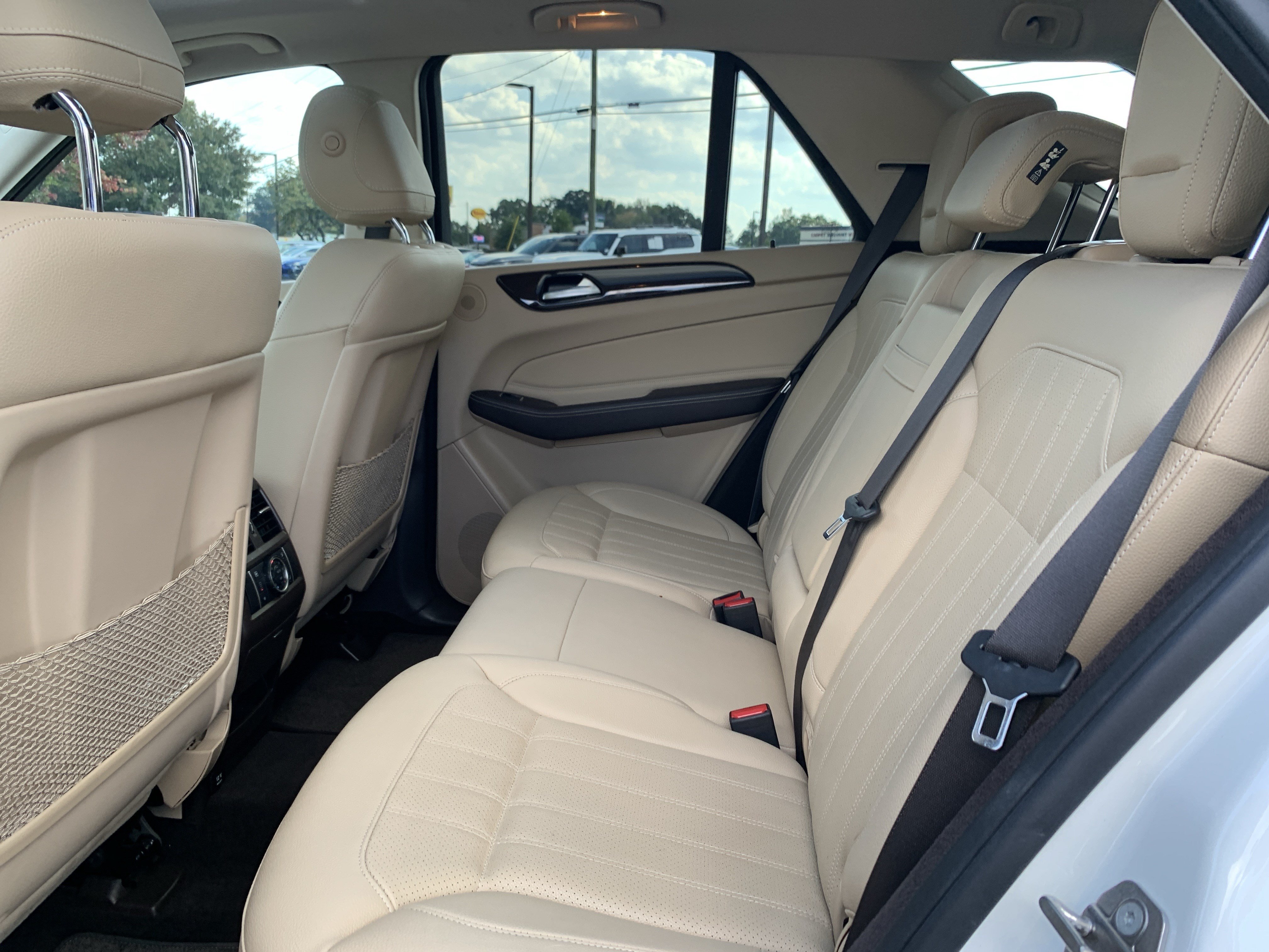 Used 2018 Mercedes-Benz GLE 350 4MATIC image 32