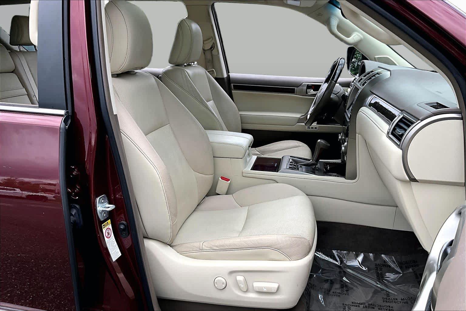Used 2019 Lexus GX 460 Premium w/ Premium Package AWD/4WD image 9