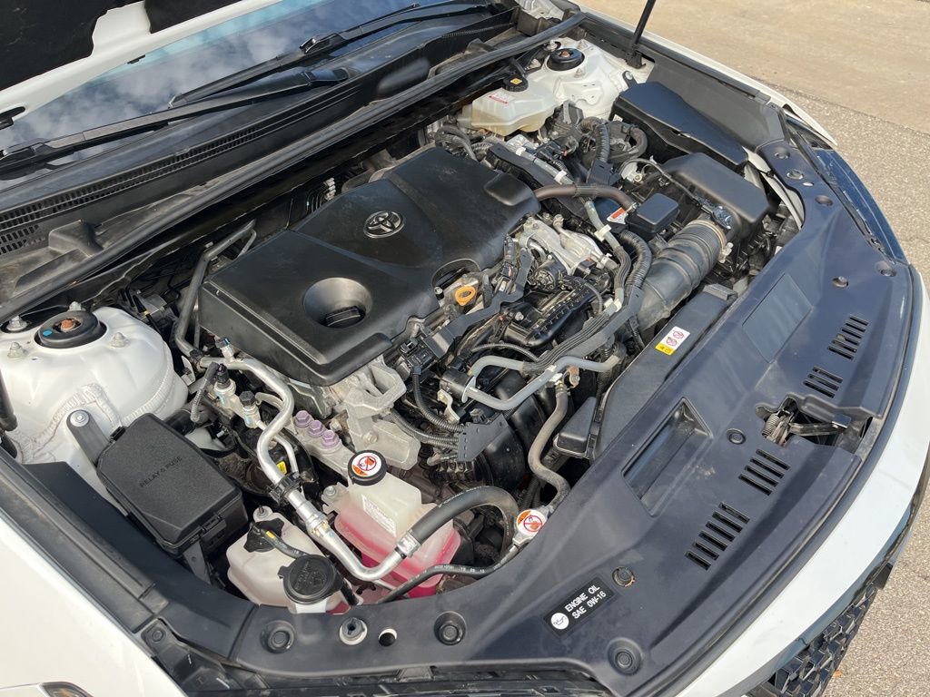 Used 2019 Toyota Avalon XSE w/ All Weather Liner Package image 11