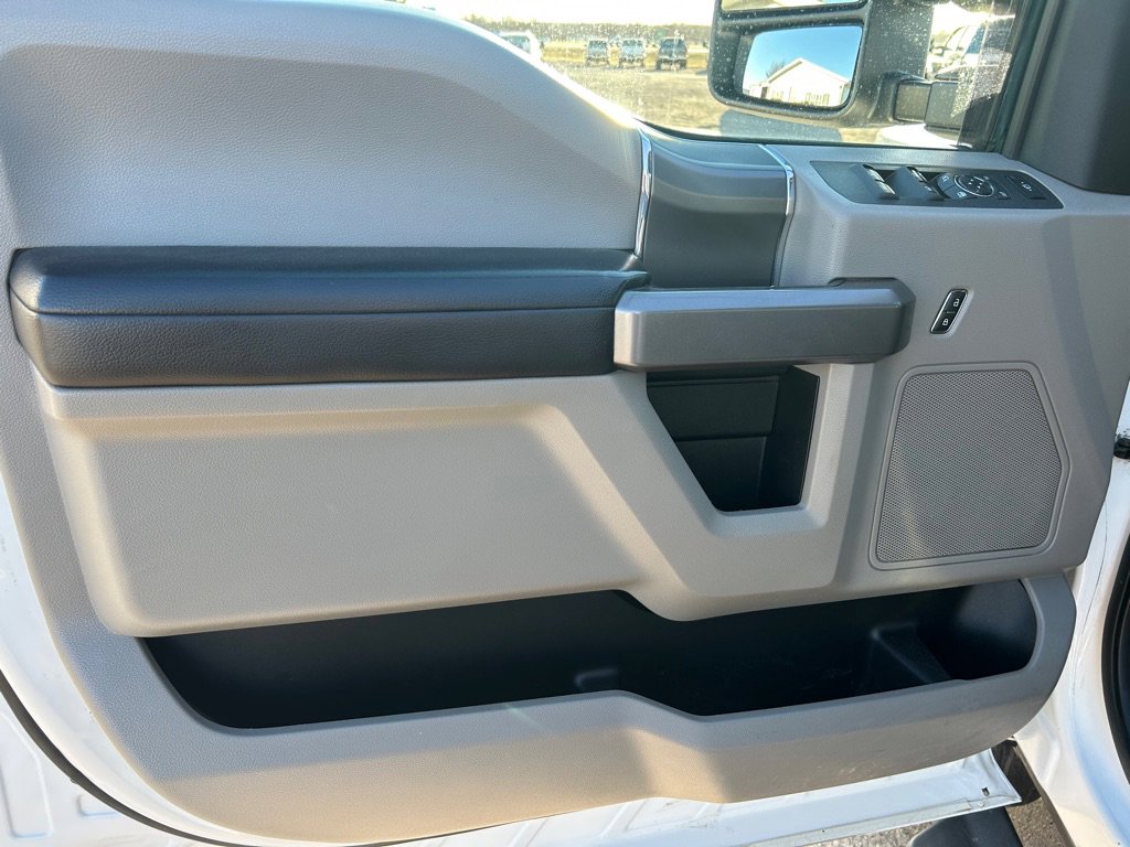 Used 2018 Ford F250 XLT w/ XLT Premium Package image 10