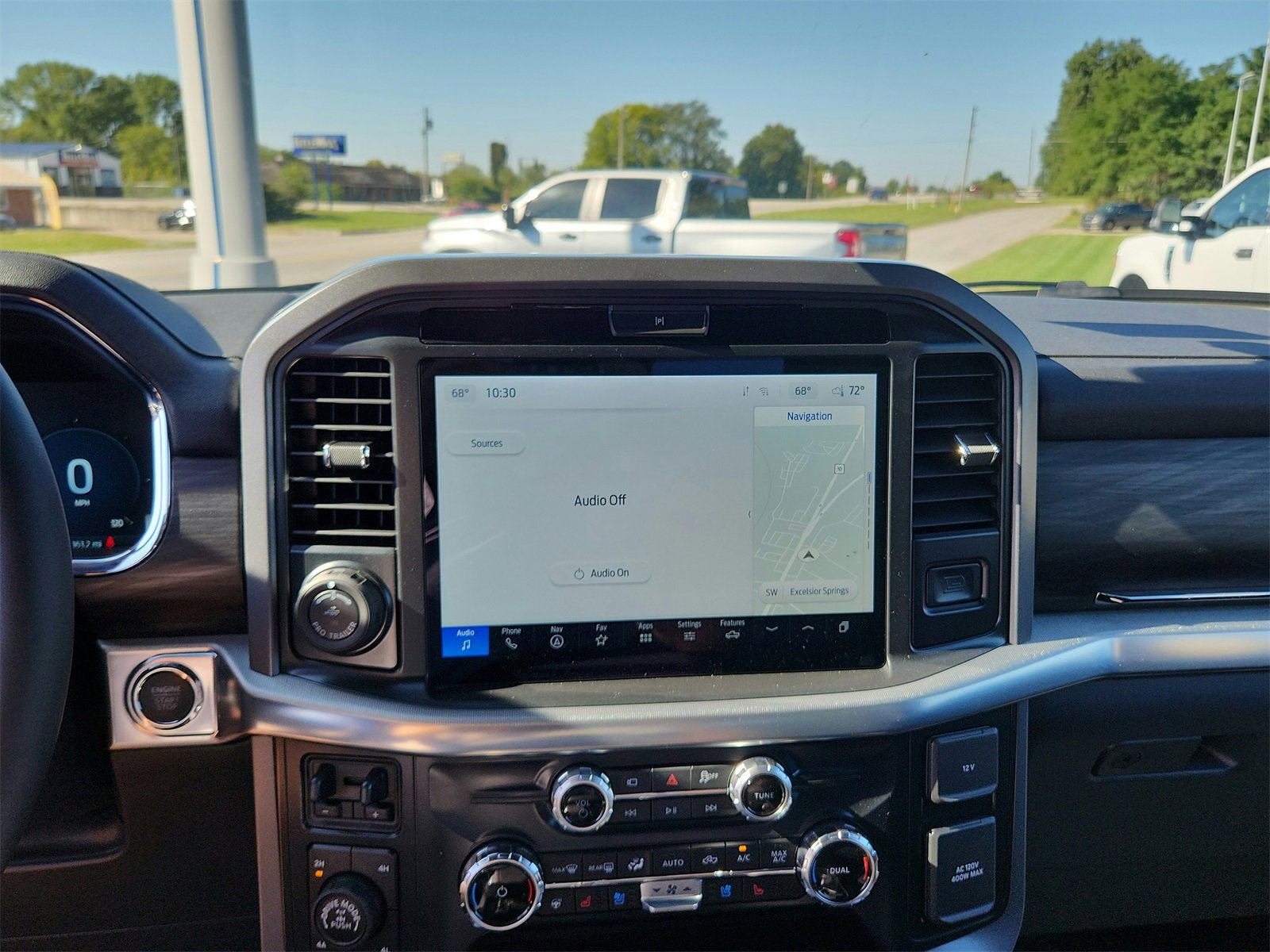 New 2025 Ford F150 Lariat w/ Equipment Group 501A Mid image 18