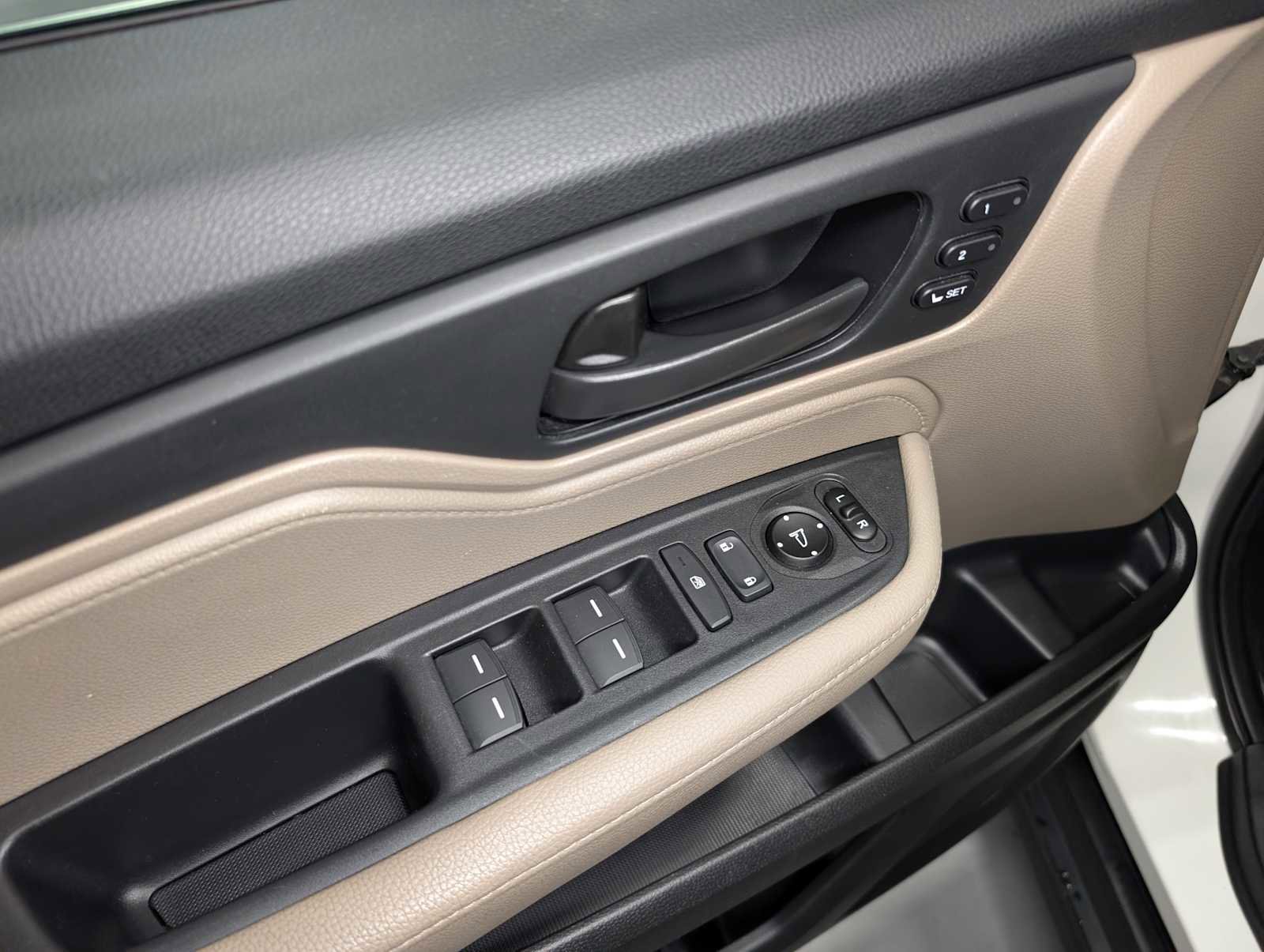 Used 2019 Honda Odyssey EX-L image 42