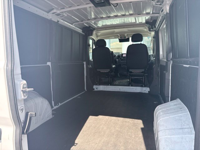 Used 2025 RAM ProMaster 2500 w/ Convenience Group FWD image 6