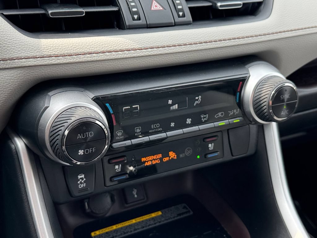 Certified 2021 Toyota RAV4 Limited AWD/4WD image 23