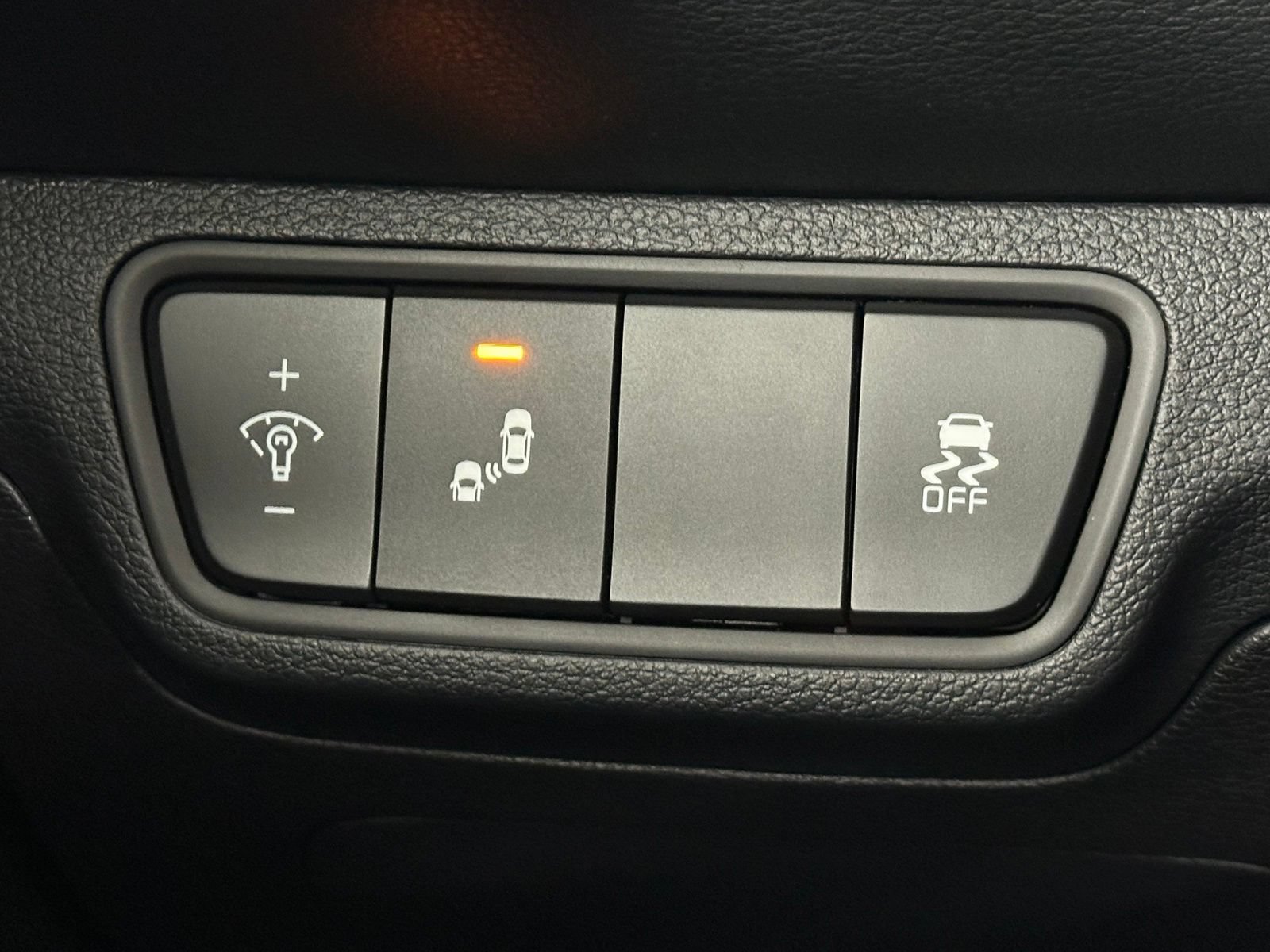 Used 2024 Kia Forte GT w/ GT2 Package FWD image 12
