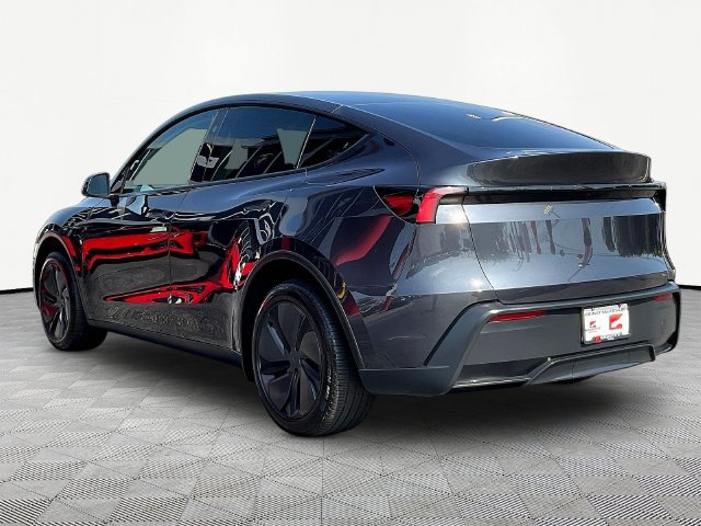 Used 2026 Tesla Model Y 2WD image 5