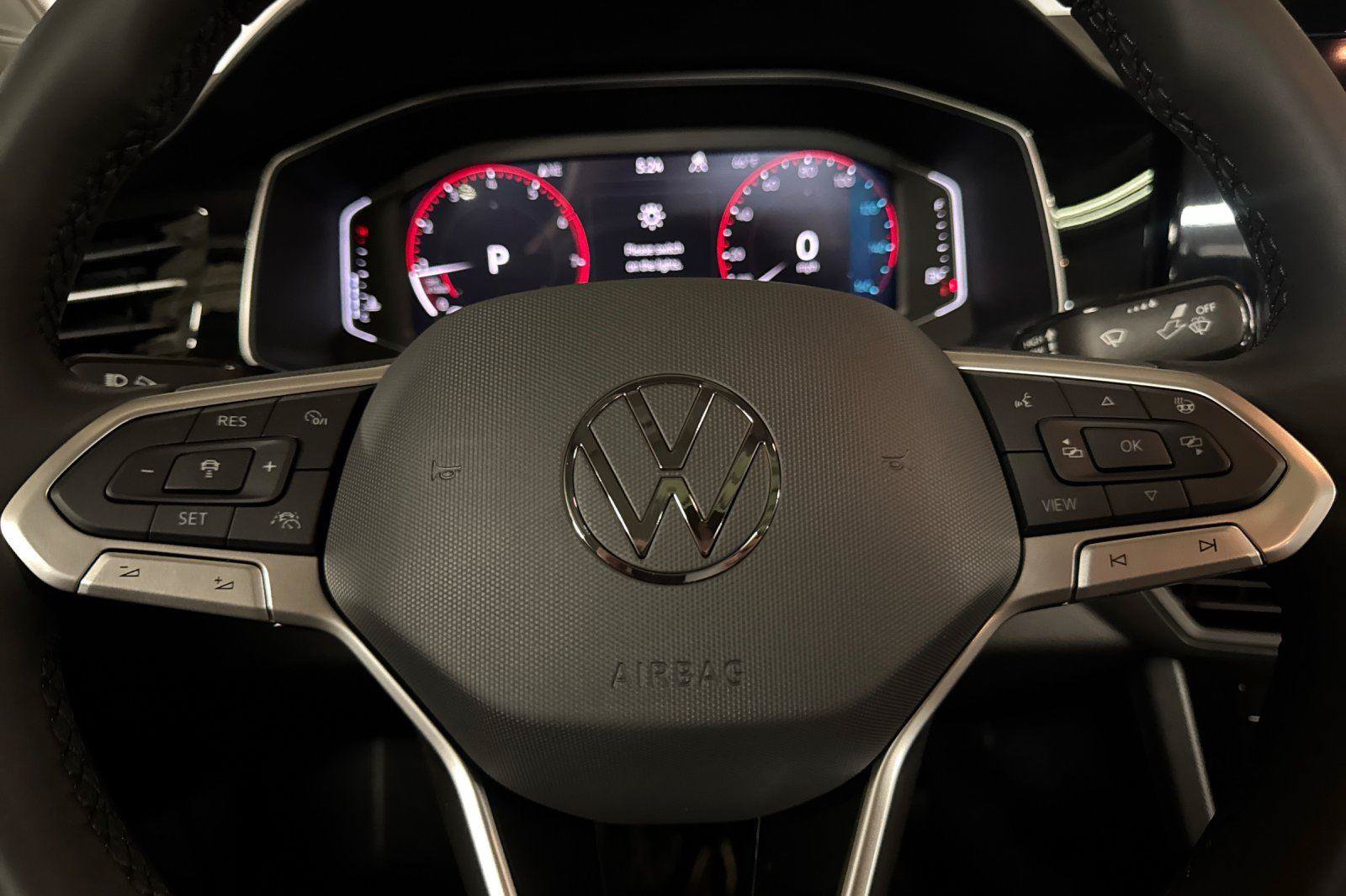 New 2026 Volkswagen Jetta SEL FWD image 21