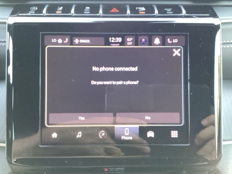 New 2025 Jeep Grand Cherokee Altitude image 45