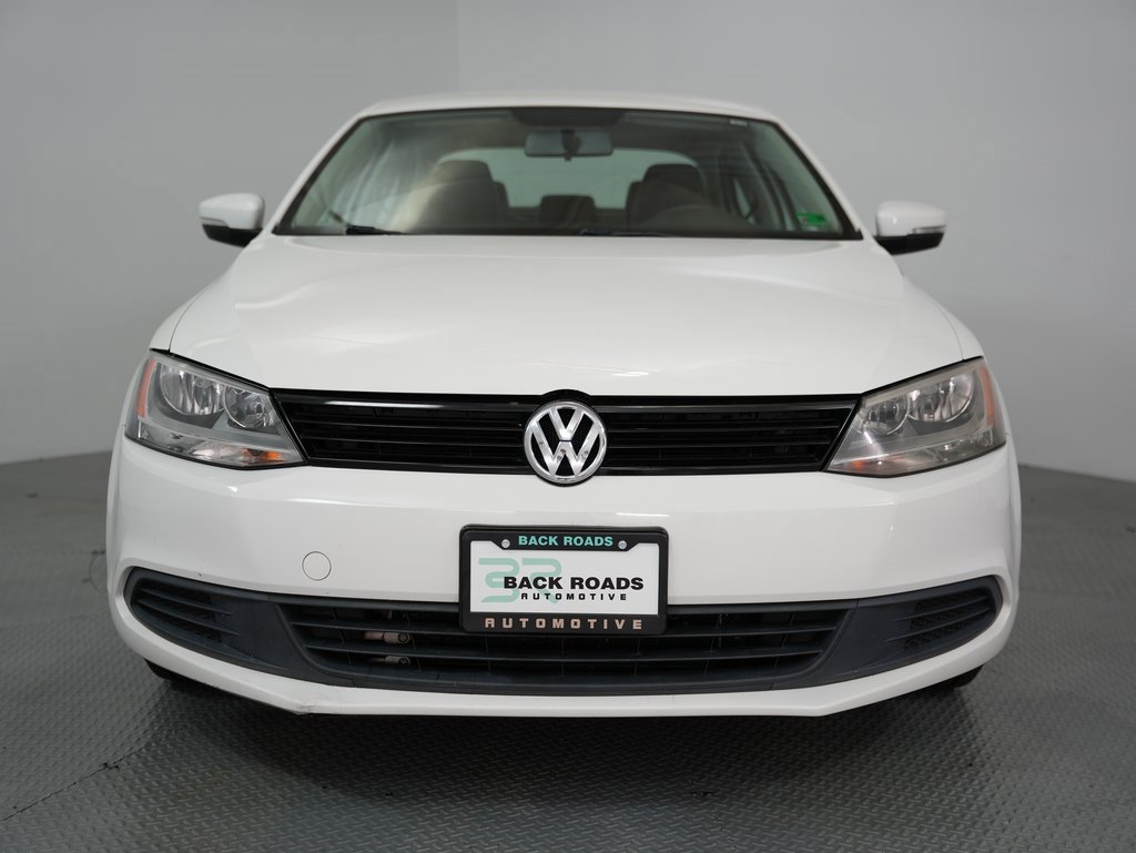 Used 2012 Volkswagen Jetta SE image 2