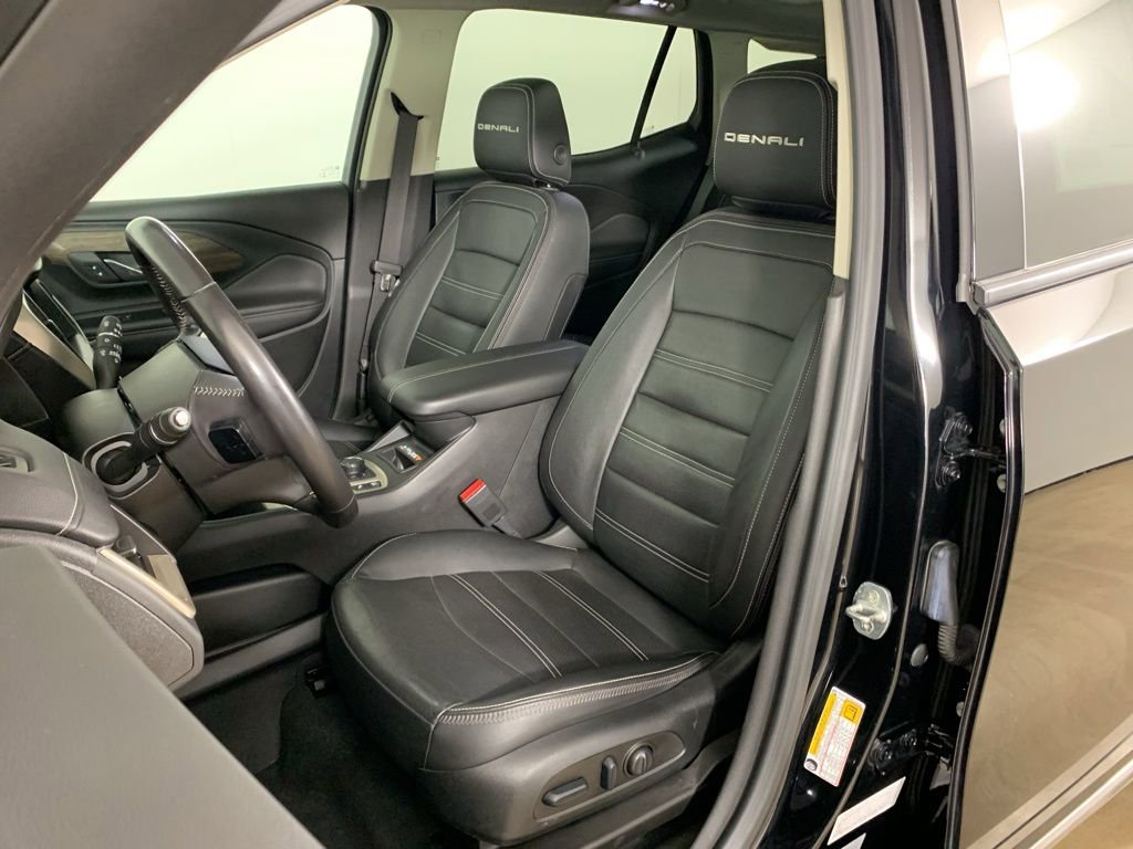 Used 2022 GMC Terrain Denali w/ Black Diamond Edition image 29