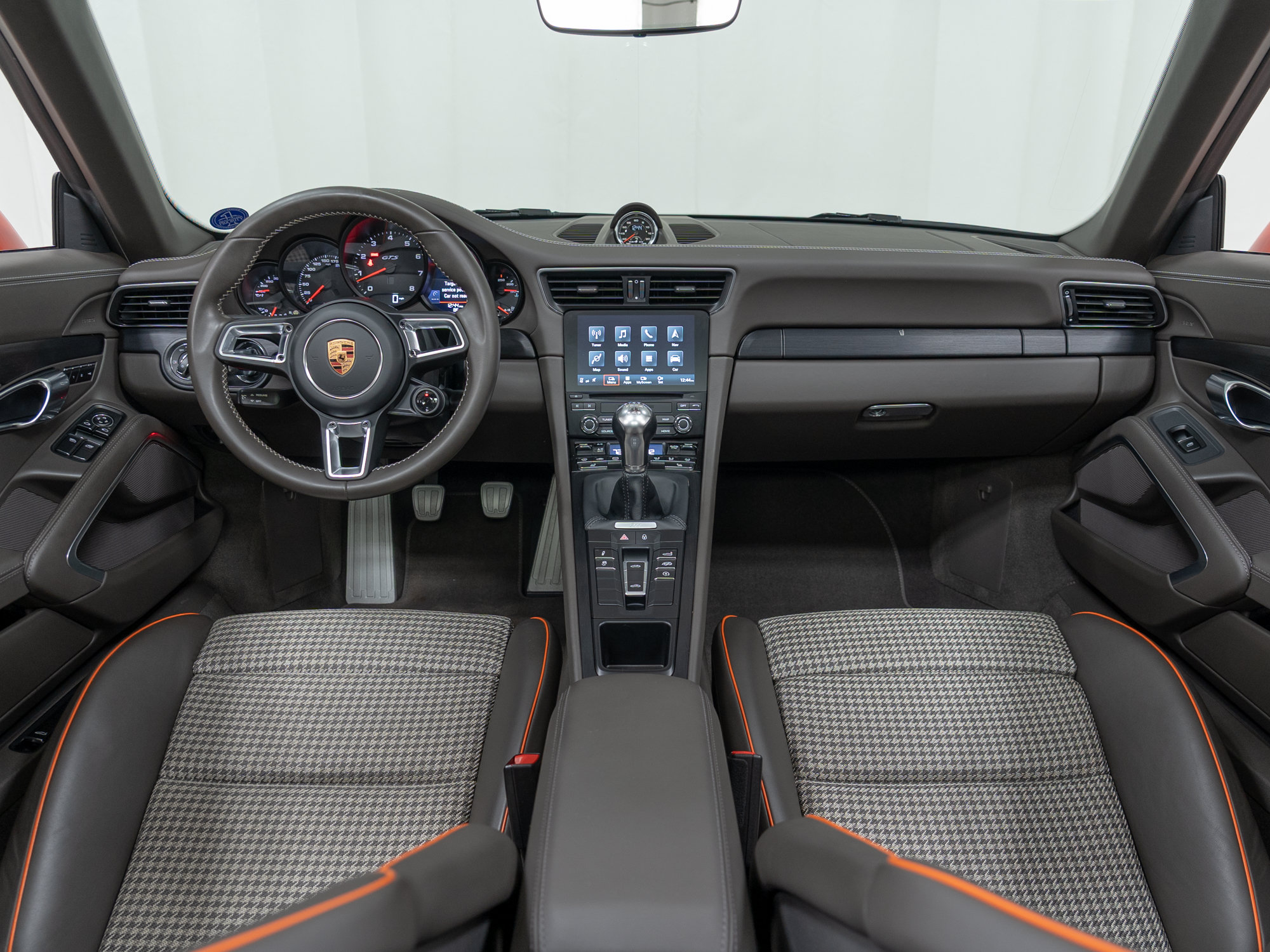 Certified 2018 Porsche 911 Targa 4 GTS AWD/4WD image 24