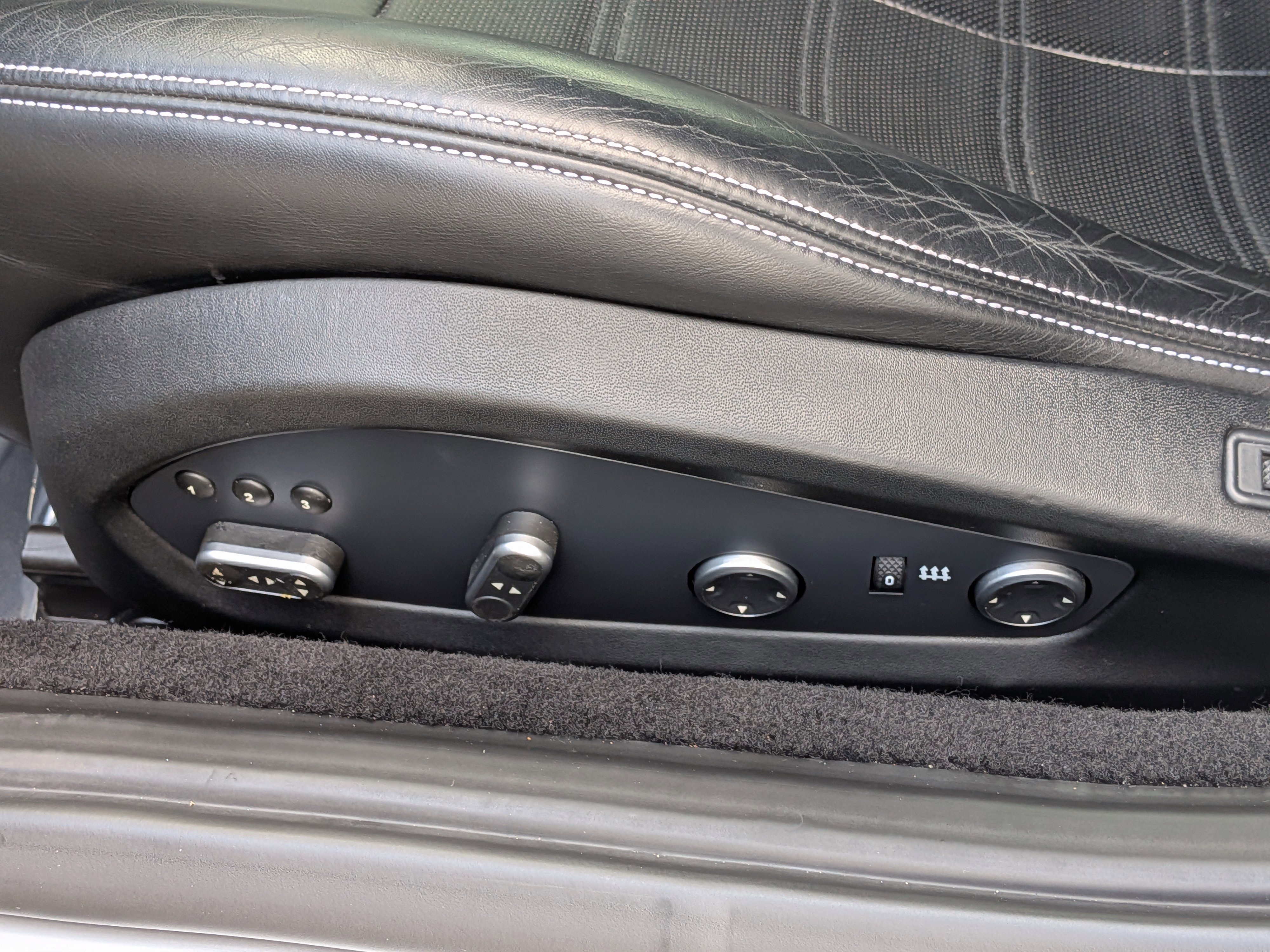 Used 2017 Ferrari California T image 20