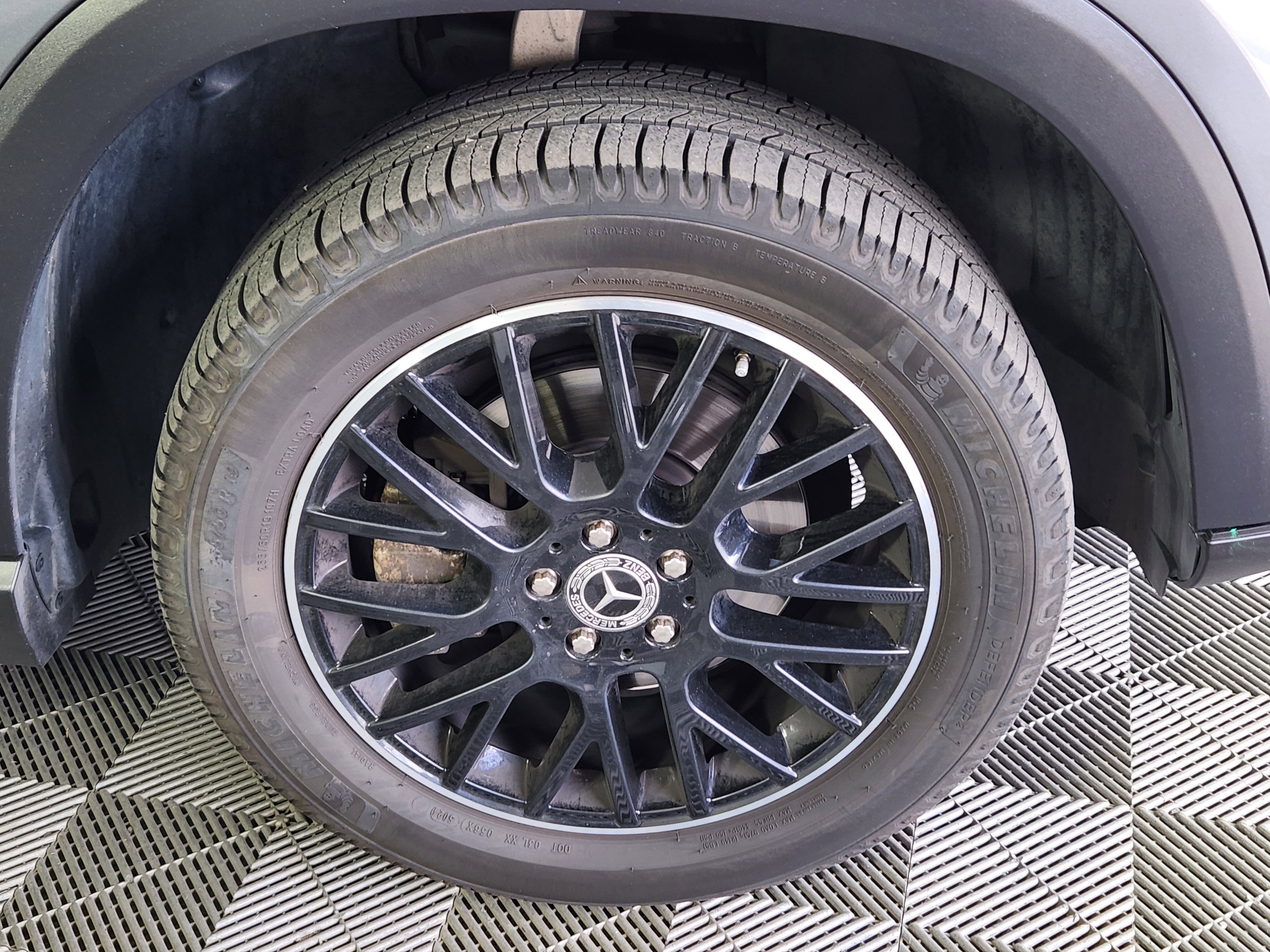 Used 2020 Mercedes-Benz GLE 350 4MATIC image 9