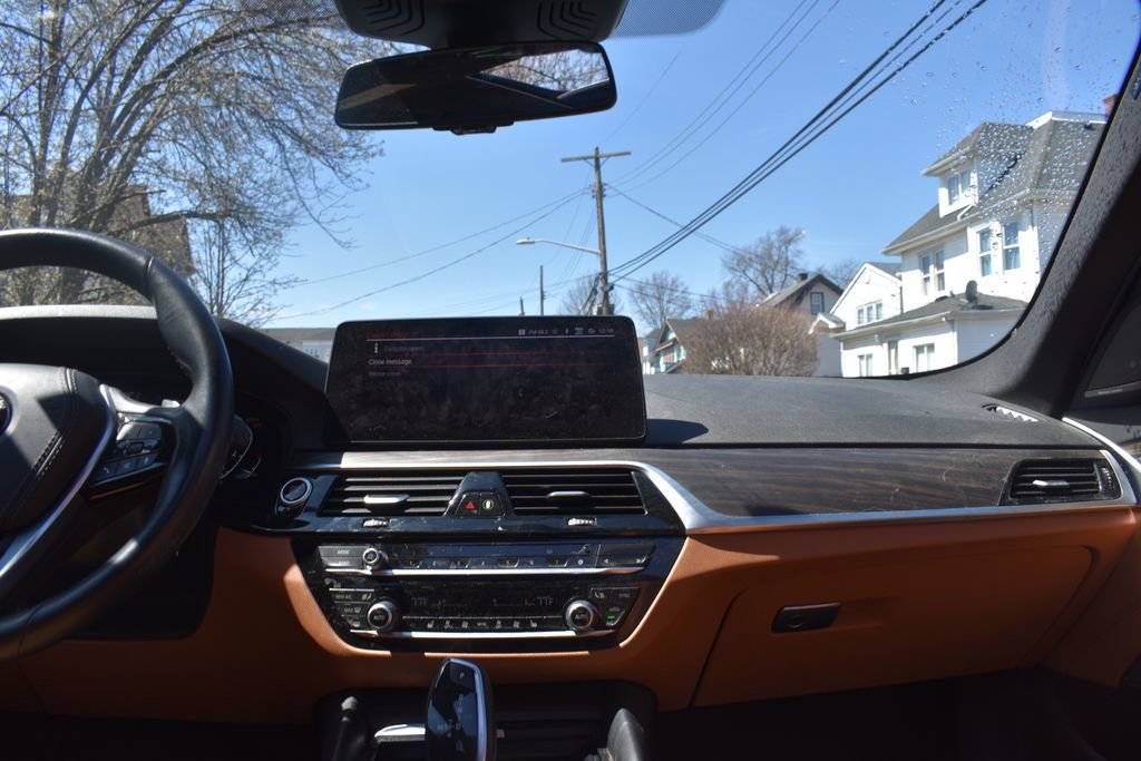 Used 2023 BMW 540i xDrive AWD/4WD image 30