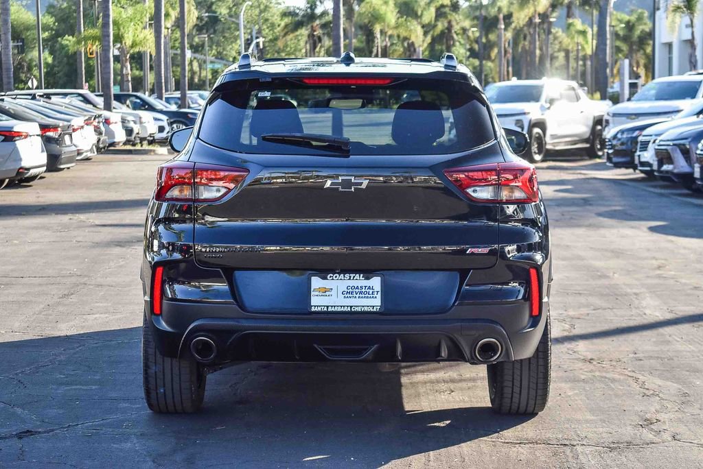 Used 2023 Chevrolet TrailBlazer RS w/ Sun and Liftgate Package image 5