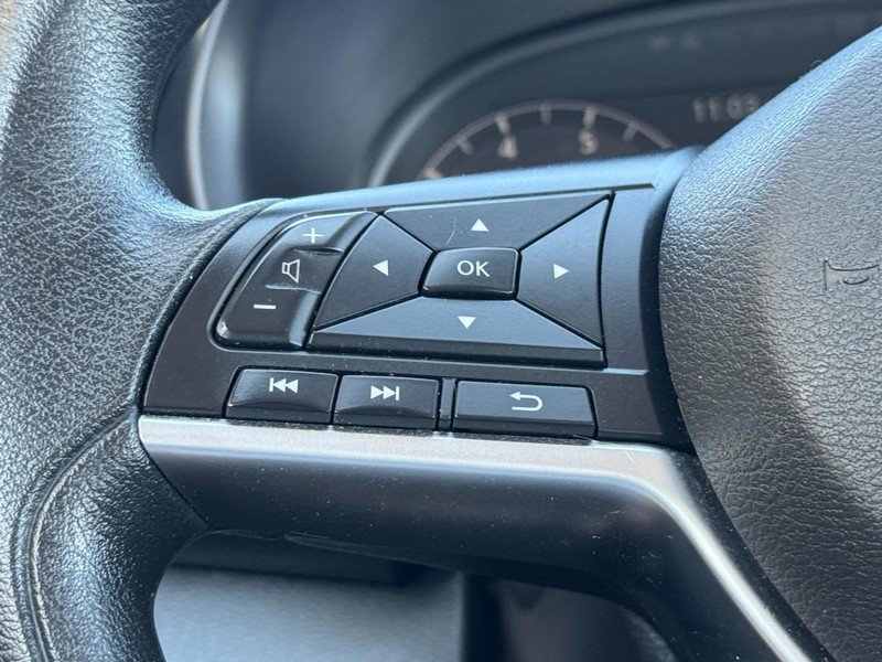 Used 2023 Nissan Kicks SV FWD image 16