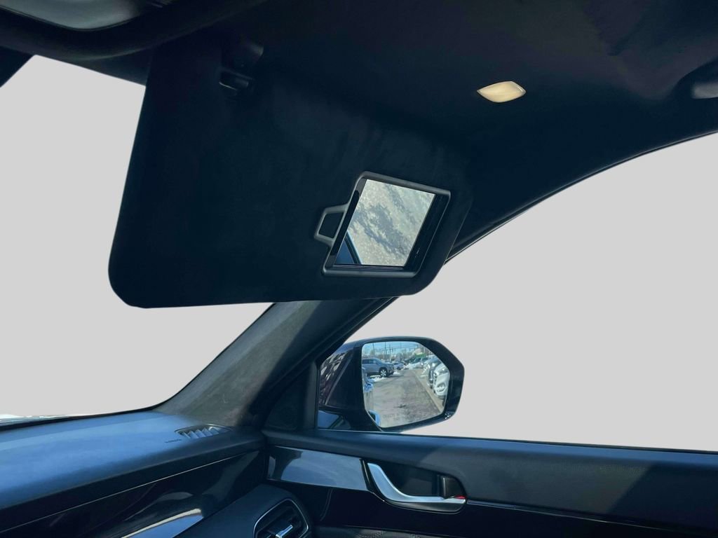 Used 2022 Hyundai Palisade Calligraphy image 33