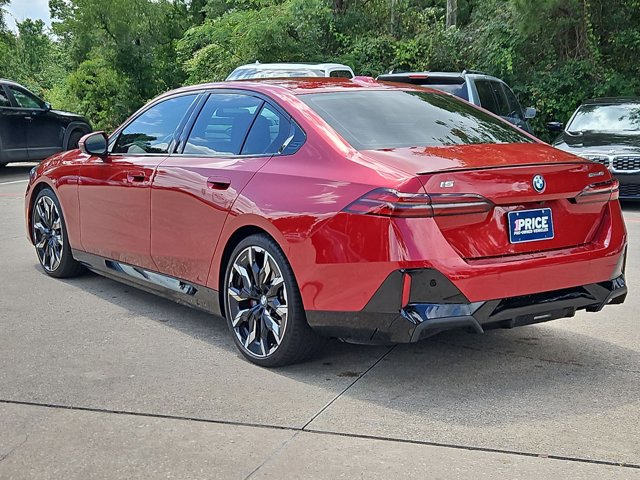 Used 2025 BMW i5 eDrive40i w/ M Sport Package RWD image 7