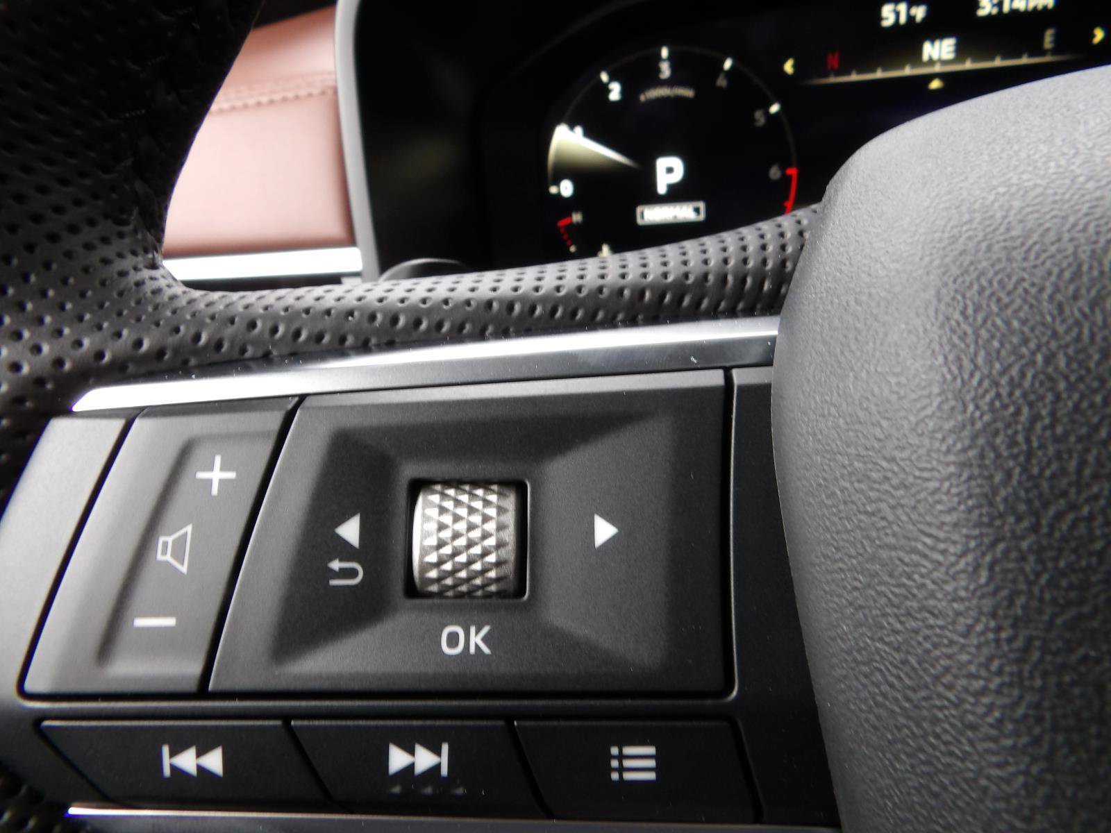 New 2026 Mitsubishi Outlander SEL AWD/4WD image 36